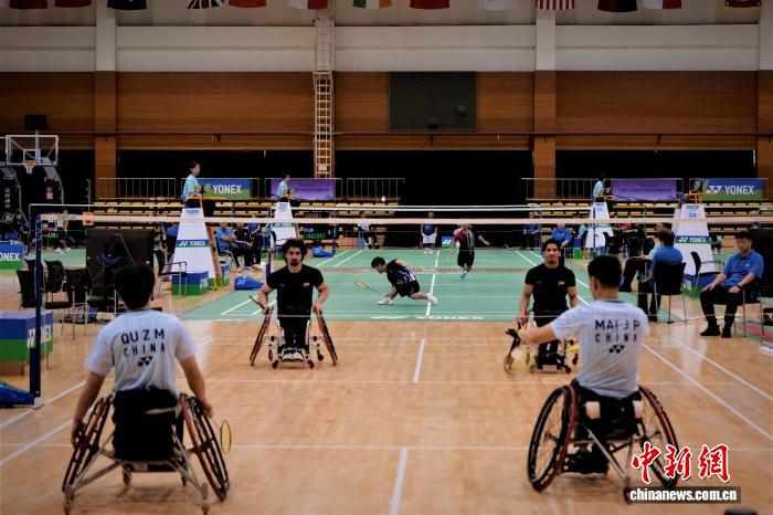 2025尤尼克斯杯残奥羽毛球赛首战打响 国际选手齐