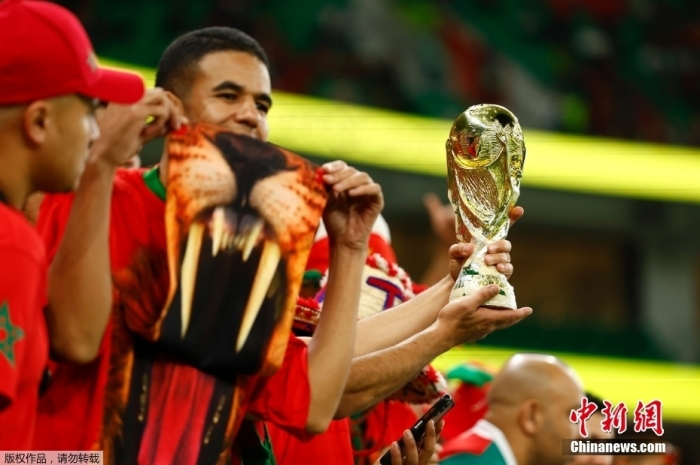 摩洛哥10力克葡萄牙 非洲球队首进世界杯四强