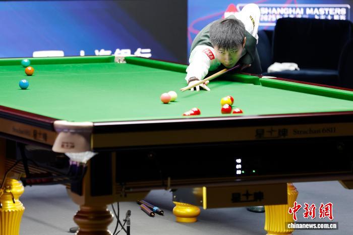 斯诺克上海大师赛半决赛凯伦·威尔逊力克赵心童
