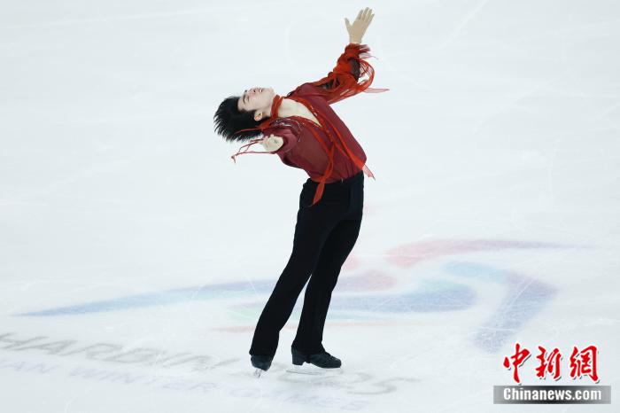 车俊焕战胜键山优真摘金，韩国在亚冬会花样滑