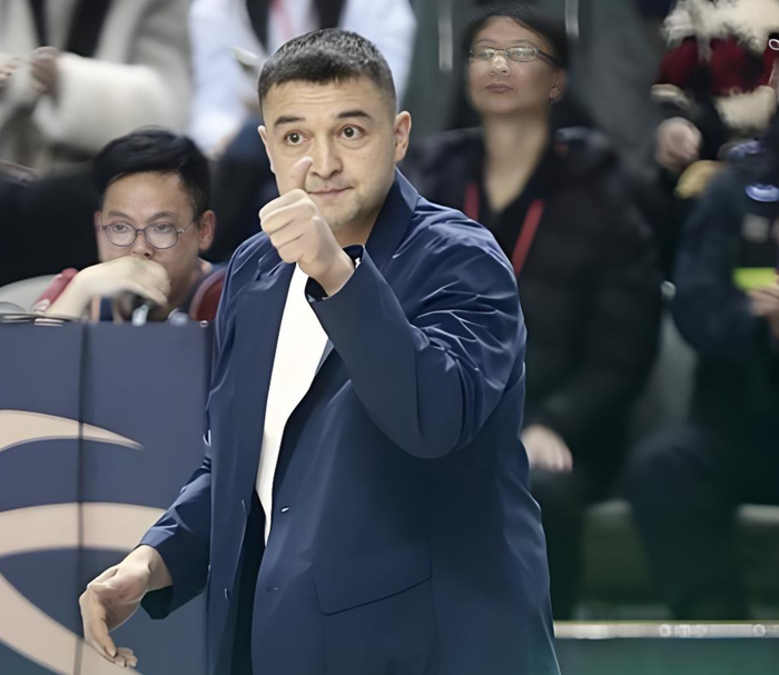 徐昕获NBA试训邀请 西热力江：天赋出众属正常现